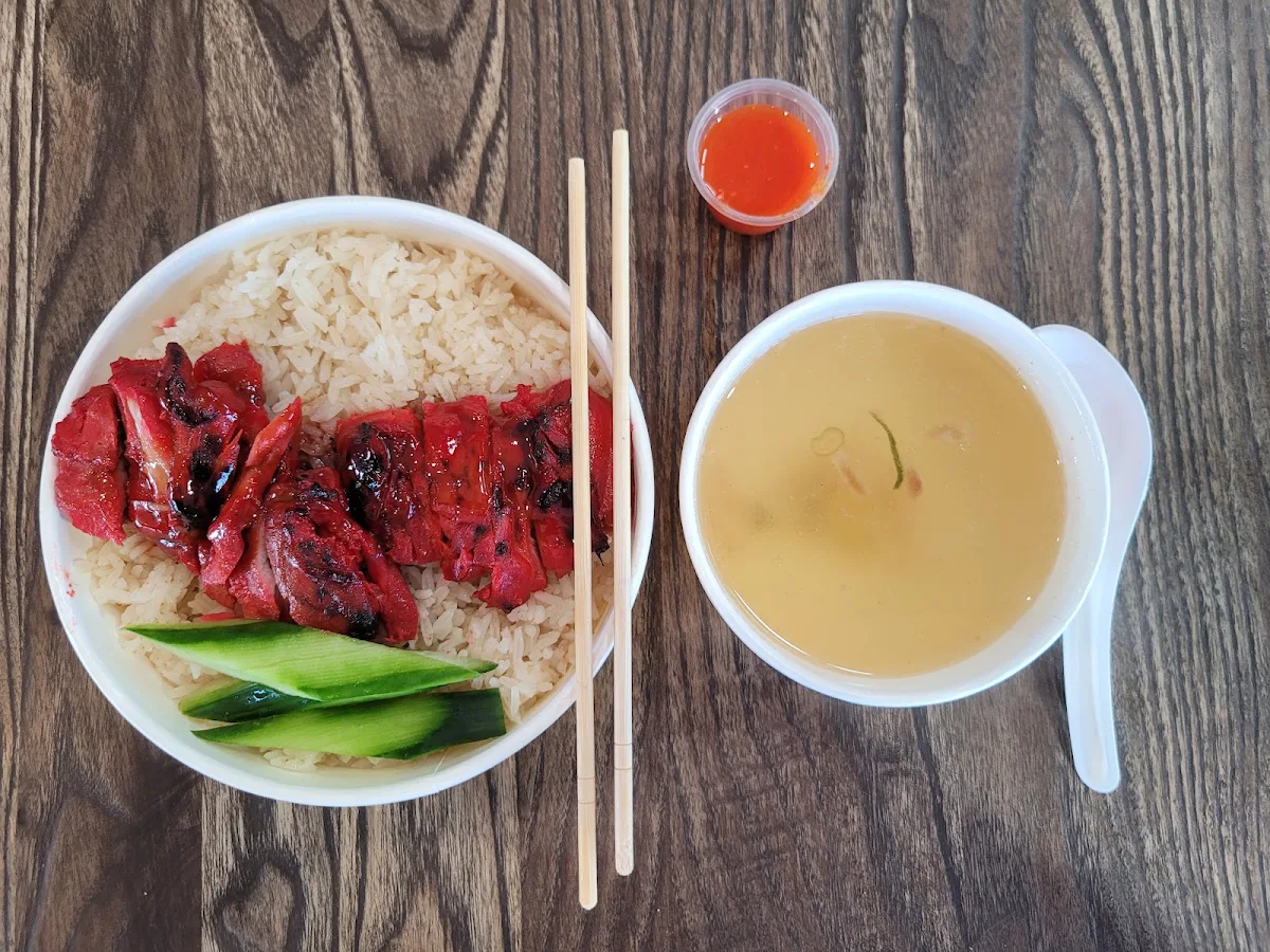 Complementary Chicken Soup, Chicken Rice Corner (Market City)