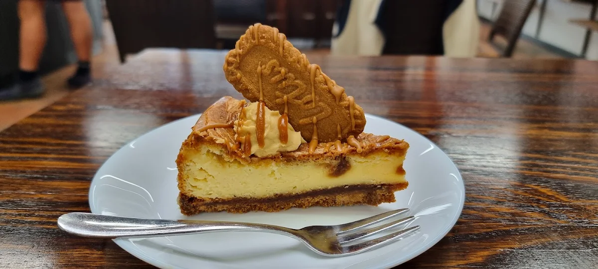 Biscoff Cheesecake Slice, Graze Deli and Bakehouse