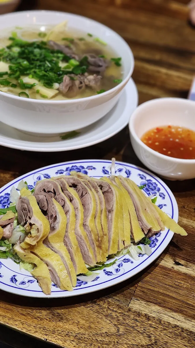 Highlights, Viet Rolls Marrickville