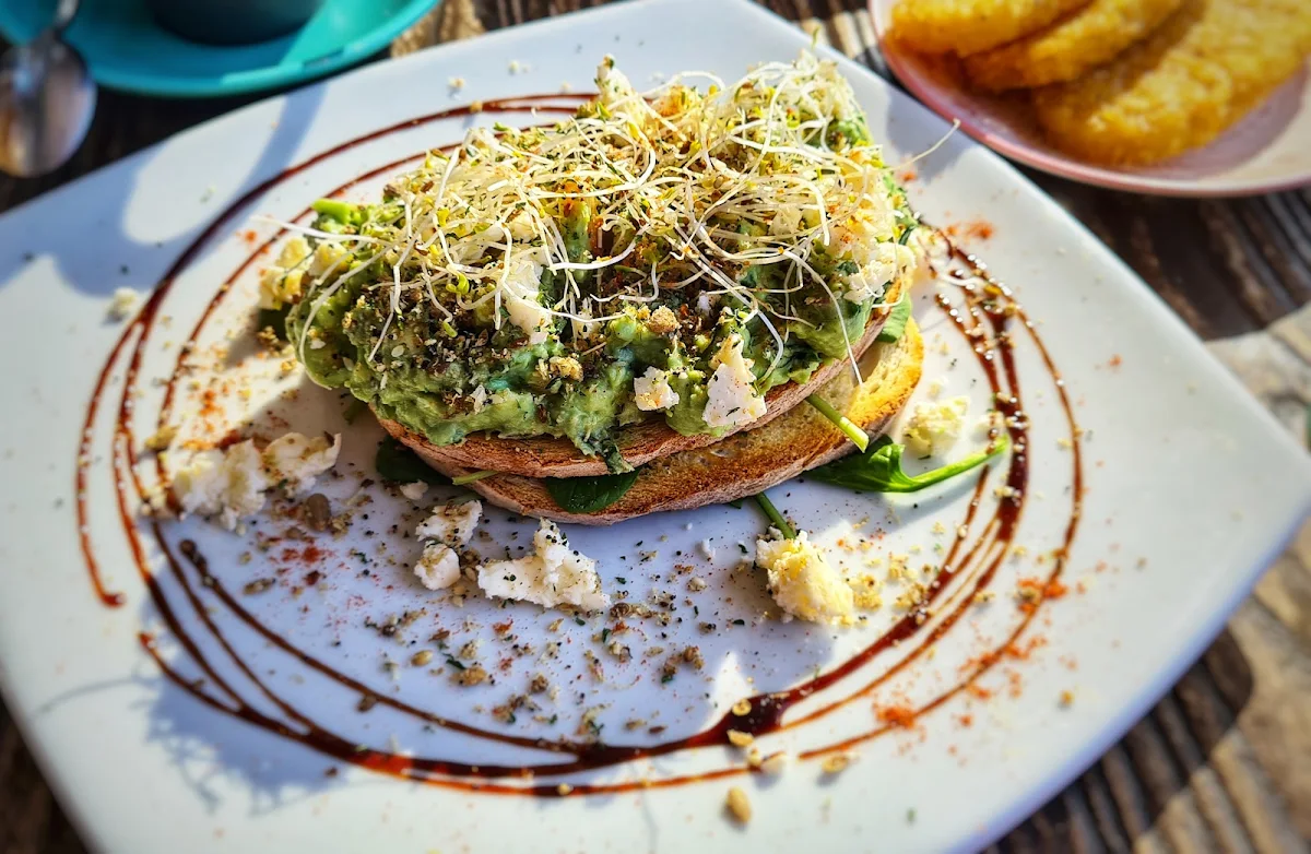 House Beans Smashed Avo