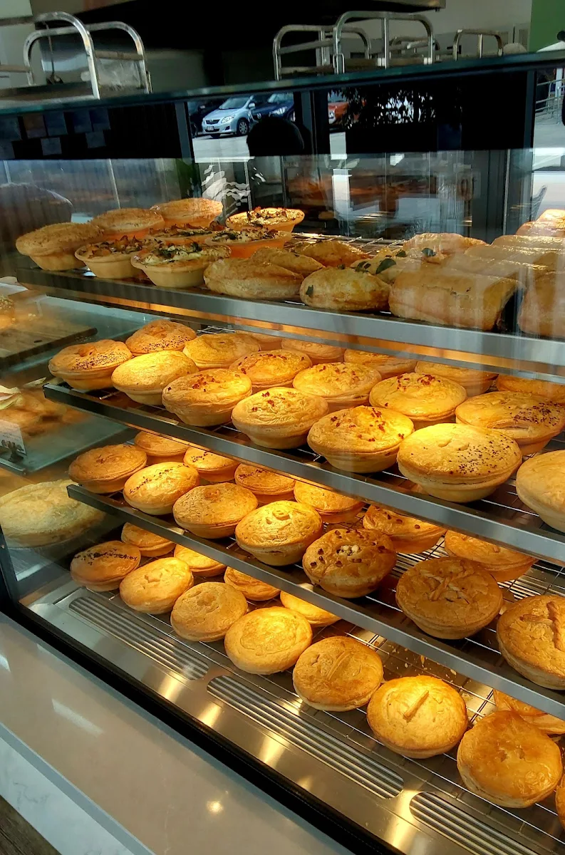 Pie's, Forest Glen Artisan Cafe