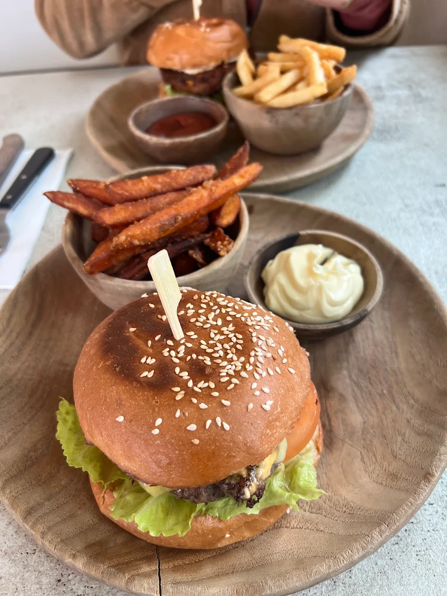 Chicken Burger & Sweet Potato Fries