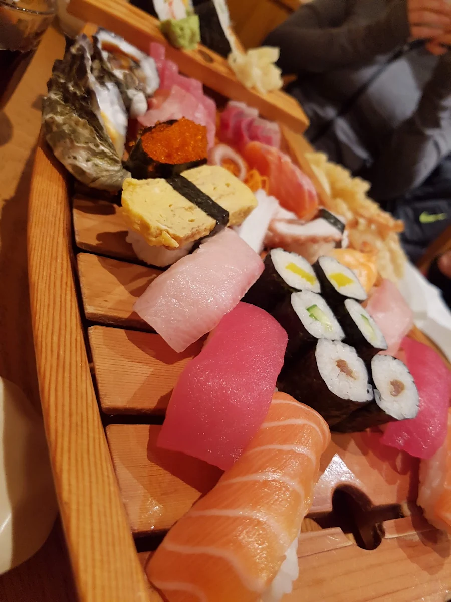 Sushi and Sushi Deluxe
