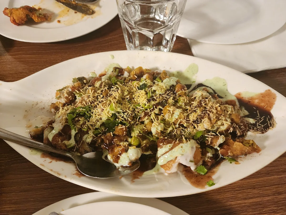 Palak Papdi Papdi Chaat or Samosa Chaat