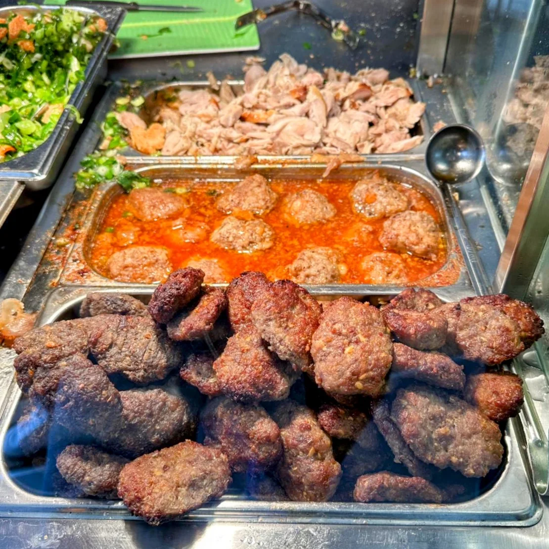 Highlights, Banh mi Phuong 18