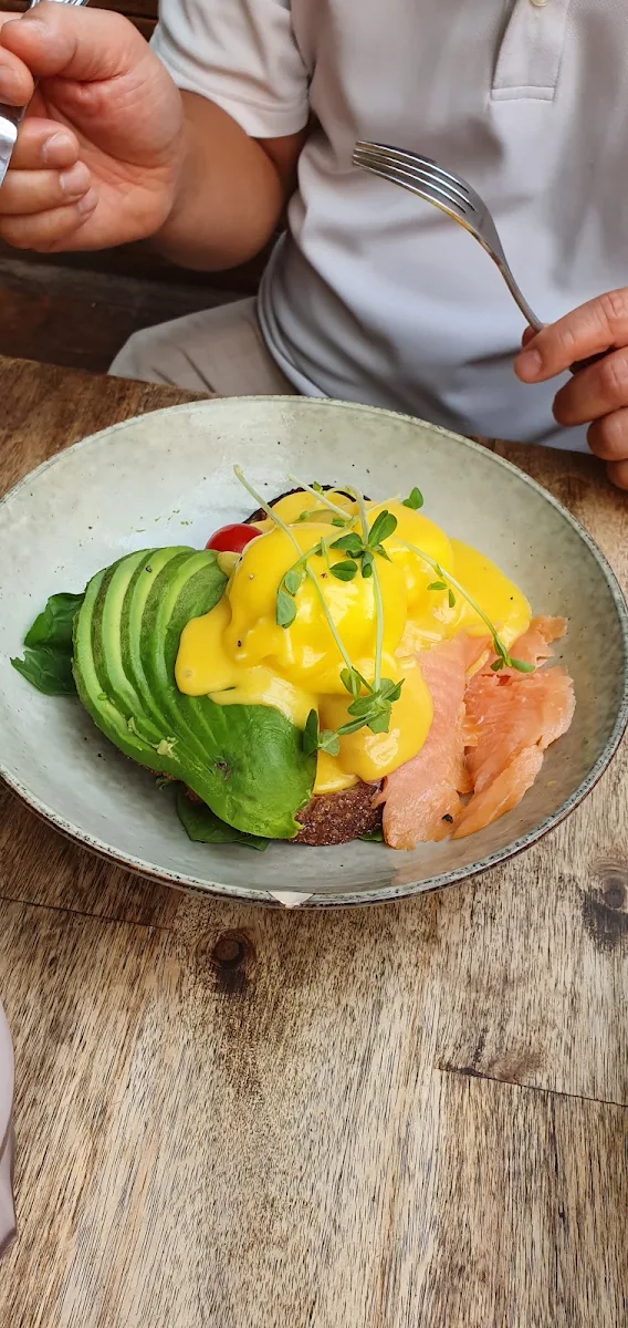 Salmon & Avocado Eggs Benedict