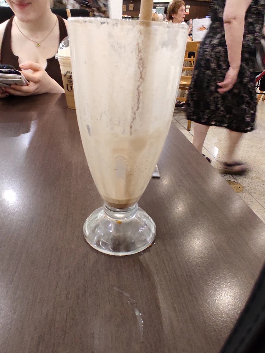 Vanilla Milkshake, Degani Waverley Gardens