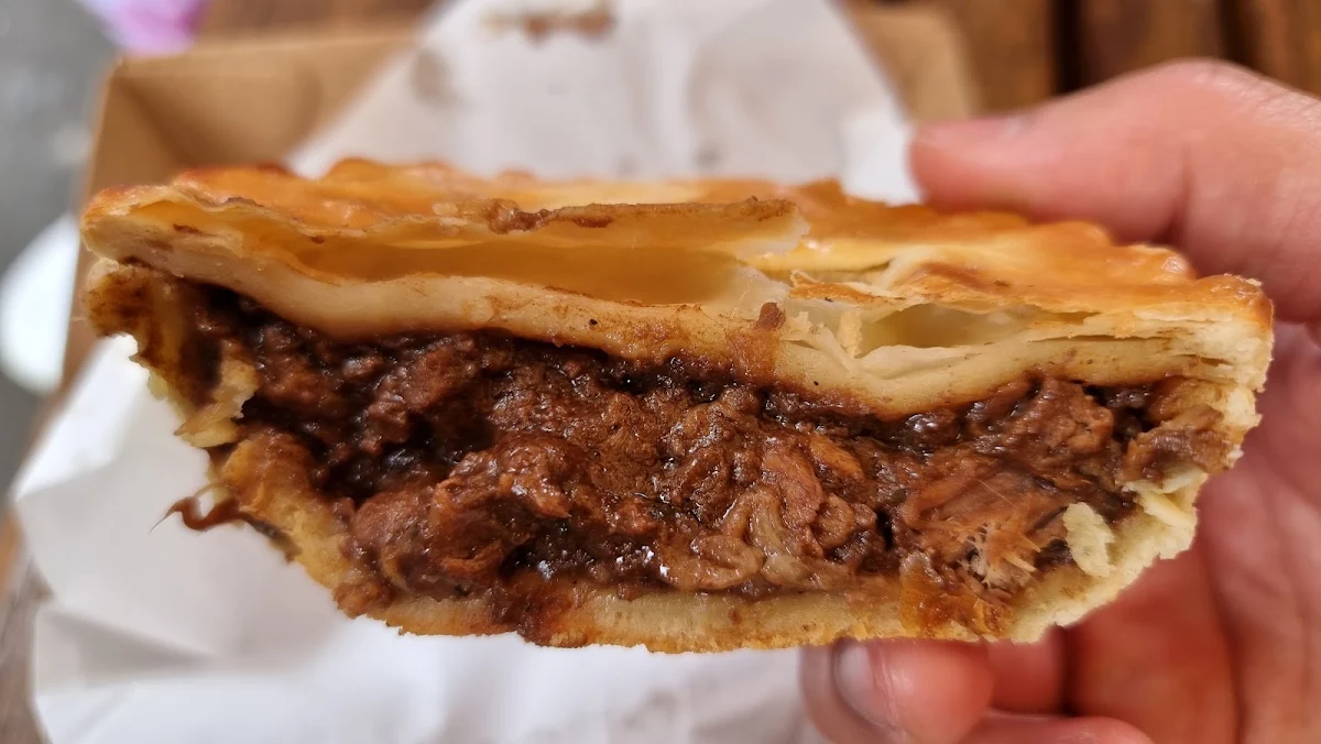 5 Hour Slow Cooked Beef Pie