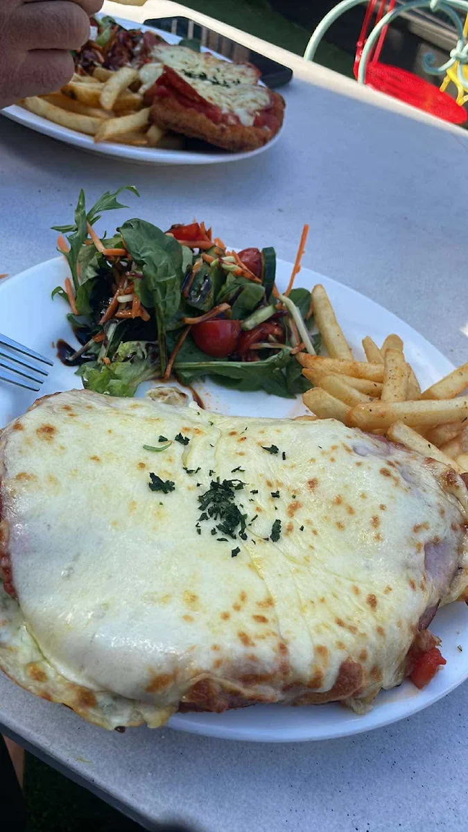 Highlights, The Deck Traralgon