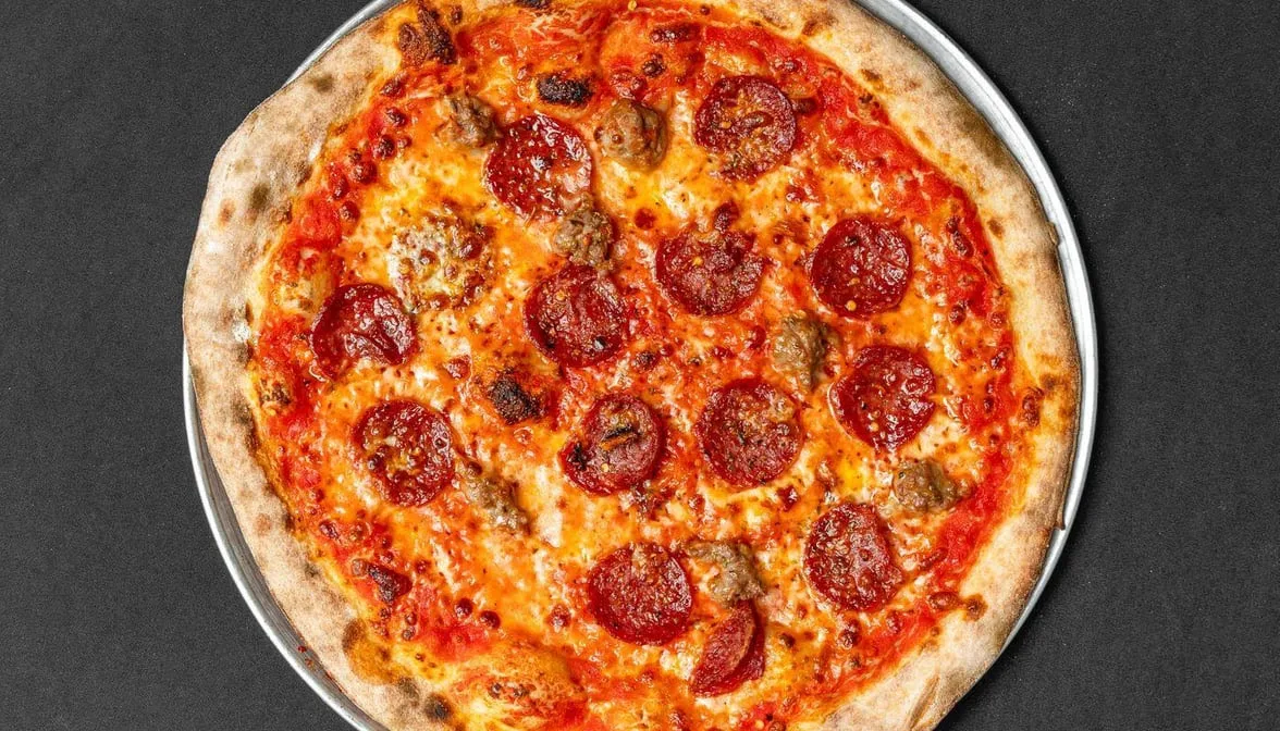 Highlights, Frankie Frankie Hot Pizza