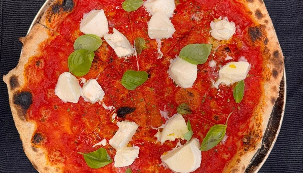 Highlights, Frankie Frankie Hot Pizza