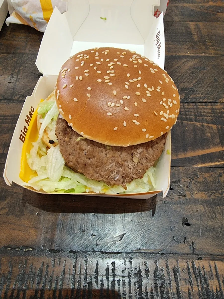 Big Mac, McDonald's Armadale