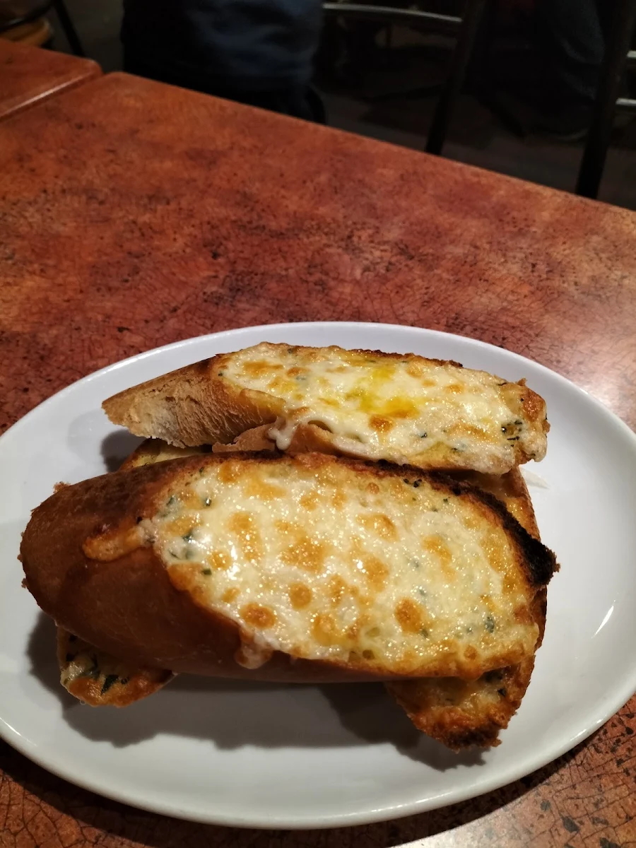 Garlic Bread, Ballandean Pub & Motel