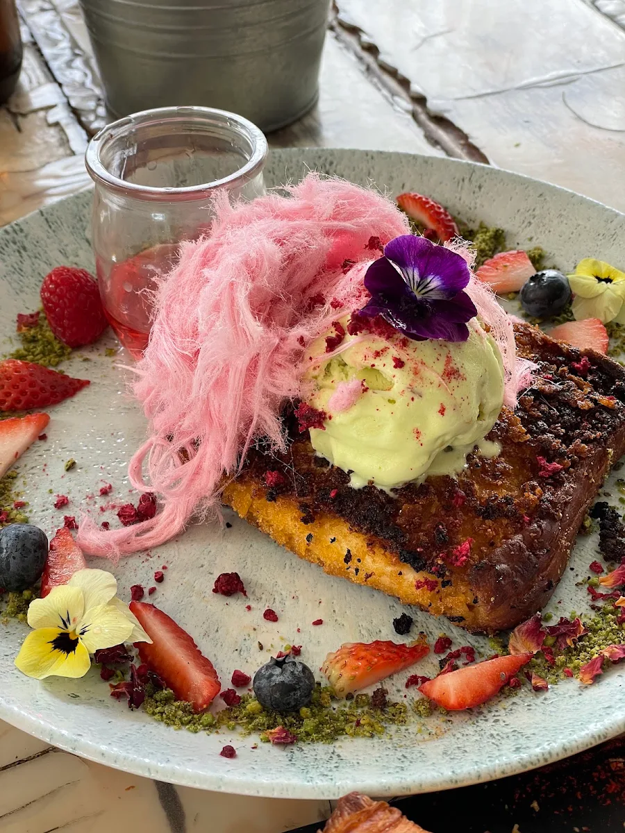 Knefeh French Toast