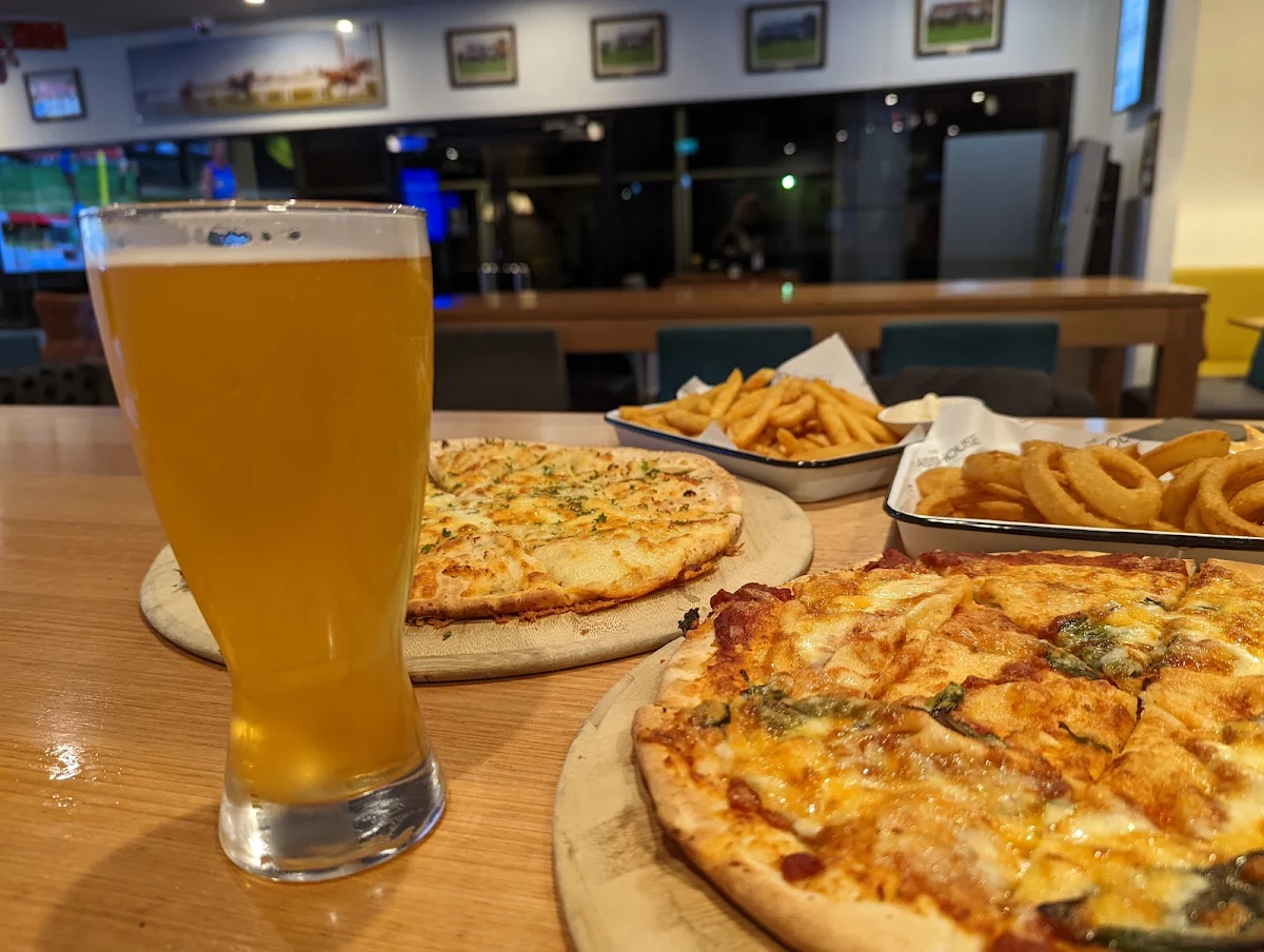 Pizza, The Glasshouse Caulfield