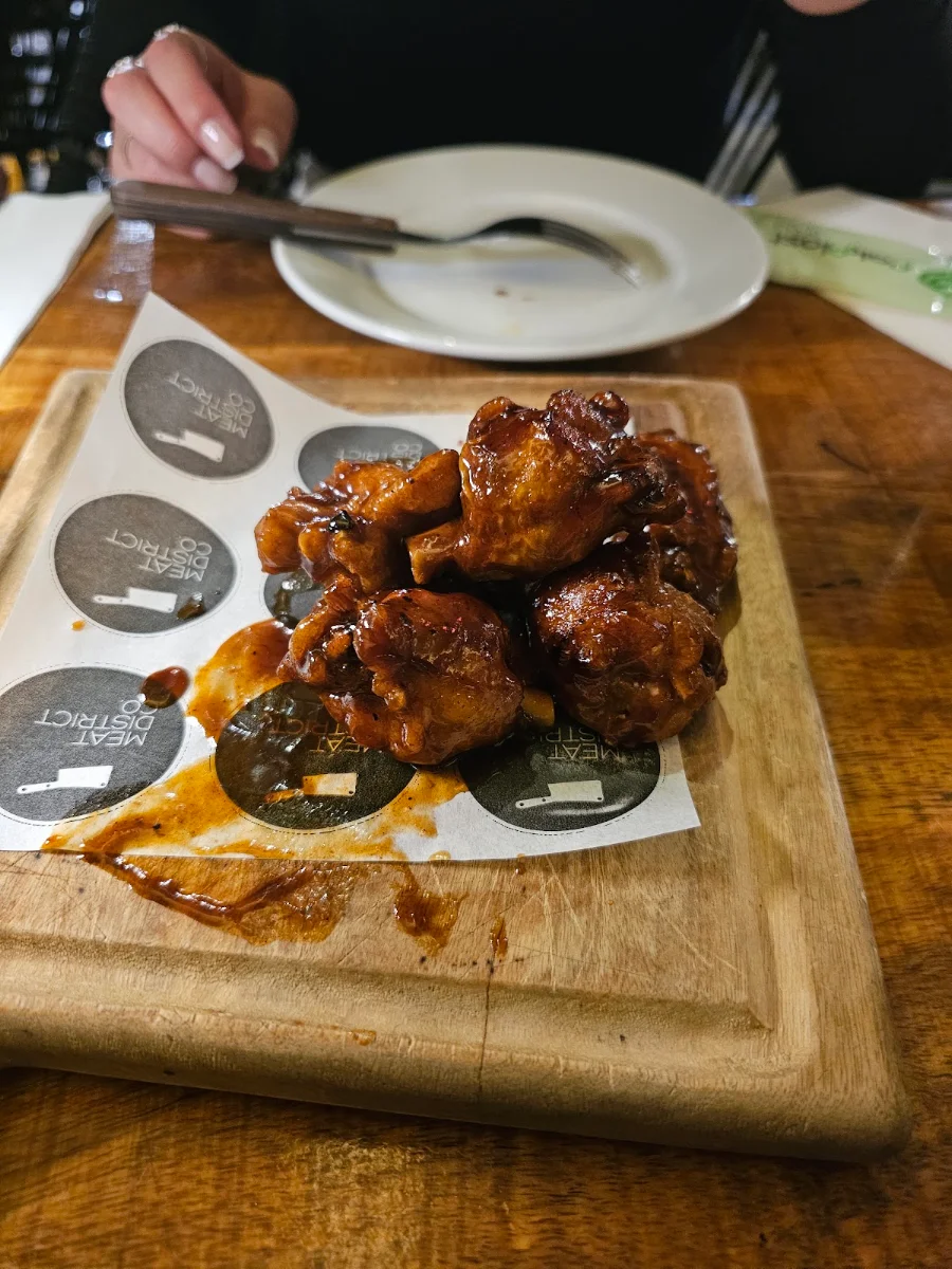 Chicken Wings, Meat District Co.