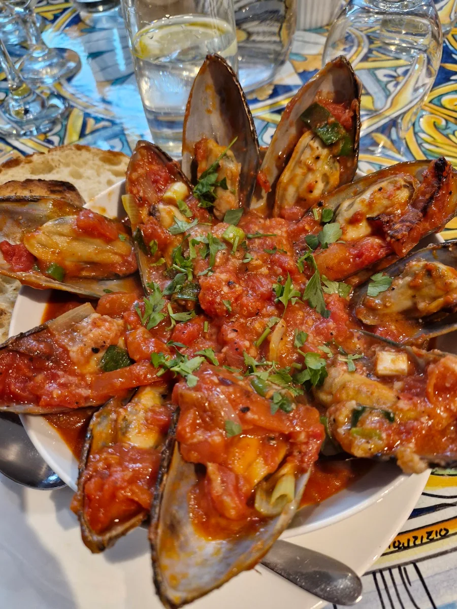 Highlights, Bella Cibo Italiano, Newport