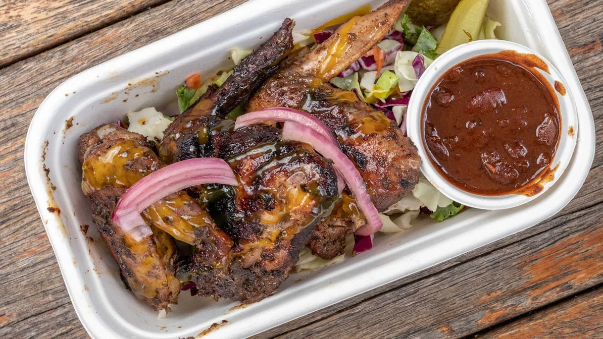 Highlights, Black sheep smoked meats