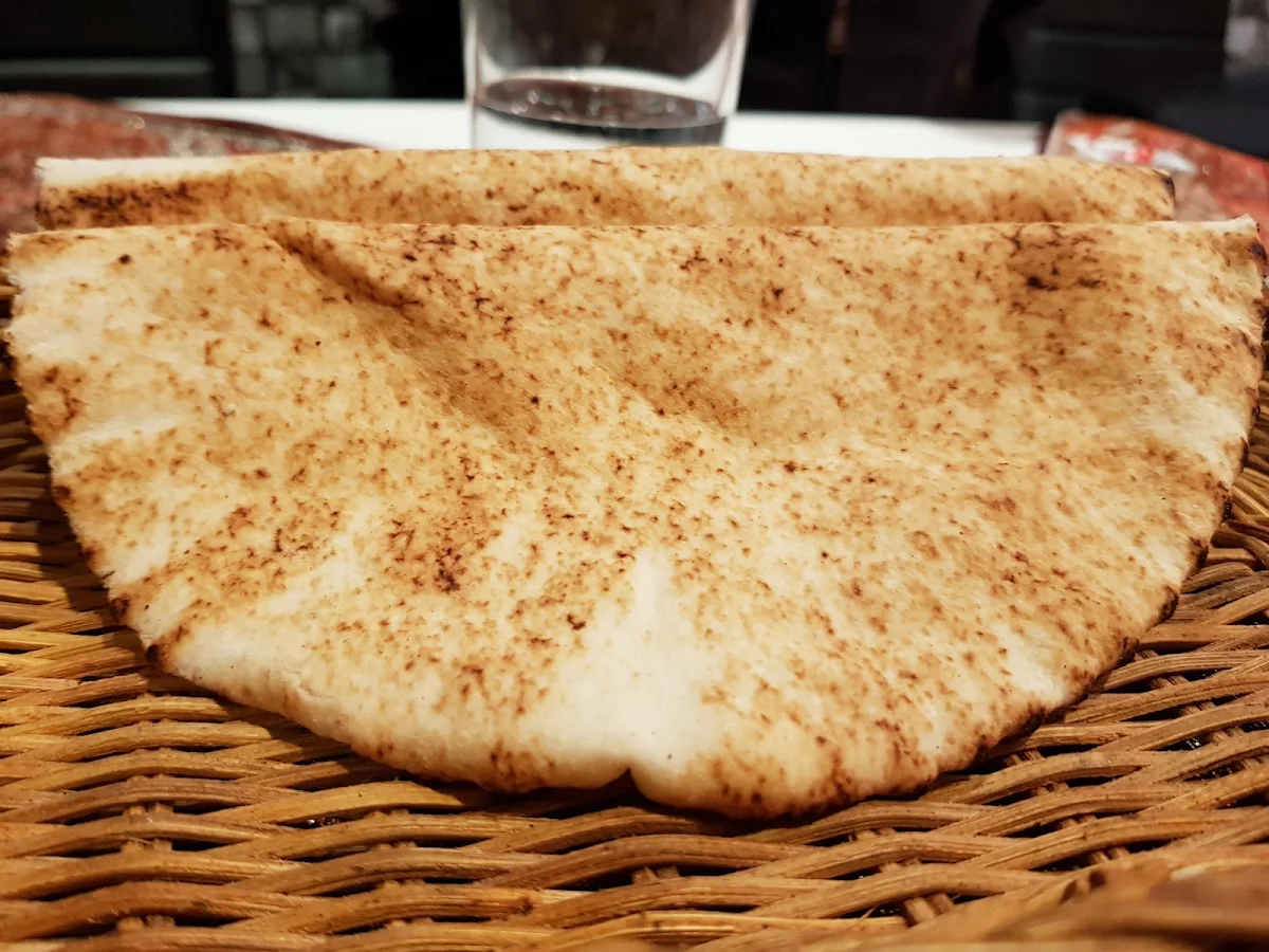Bread, Lezizz Restaurant