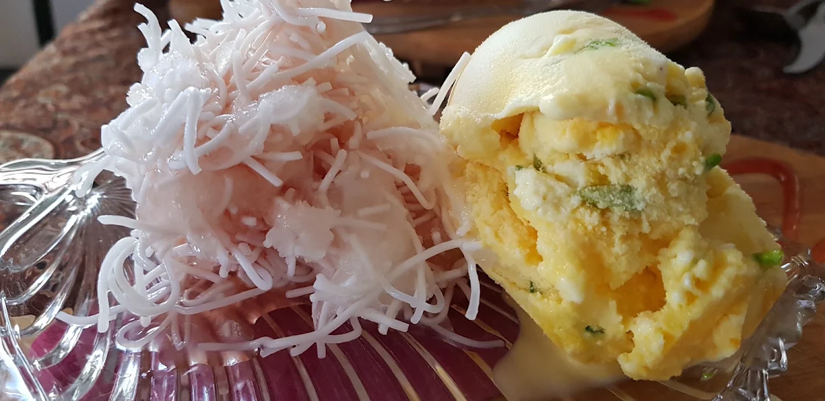 Faloodeh, Lezizz Restaurant