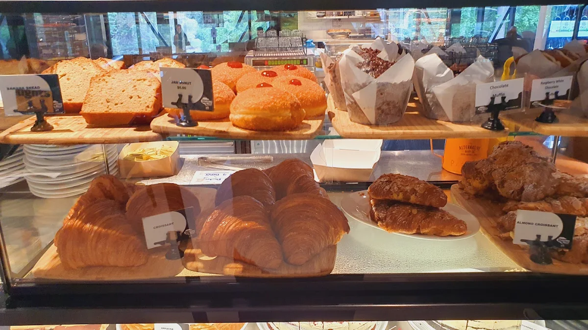 Jam Donuts, Railway Café