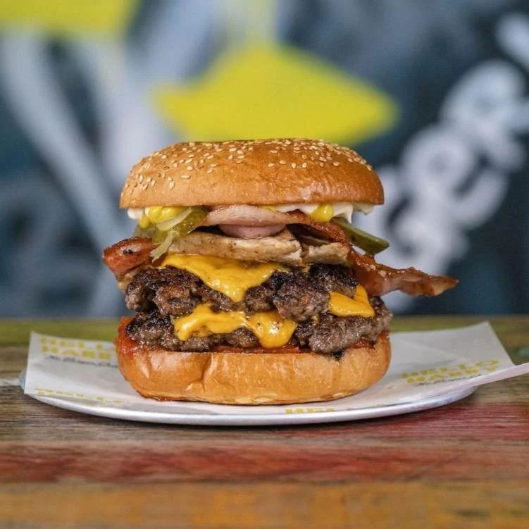 Highlights, Hello Harry The Burger Joint (Dickson)