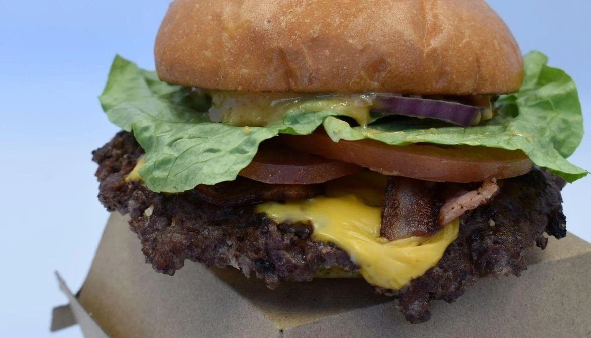 Highlights, Juicy Burgers