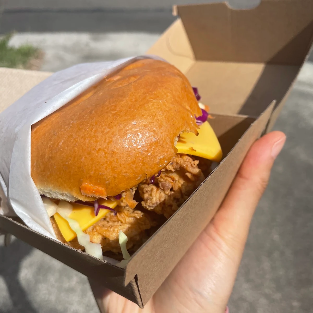 Highlights, Juicy Burgers