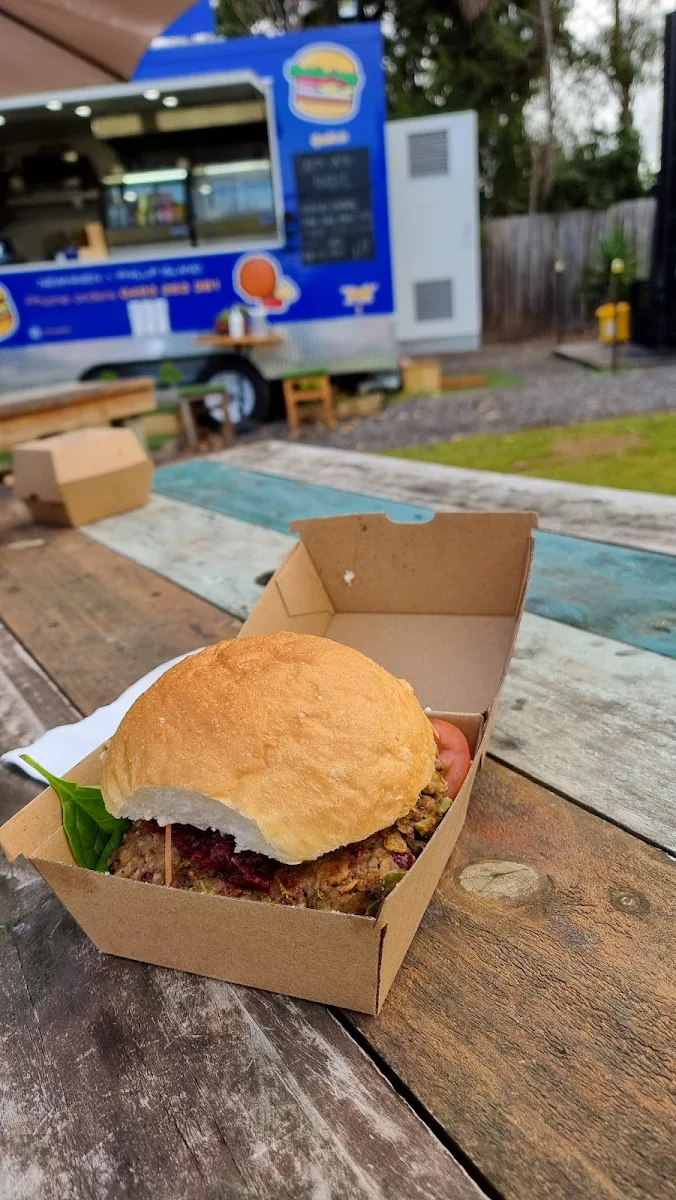 Veggie Burger, Yummy Az Eats