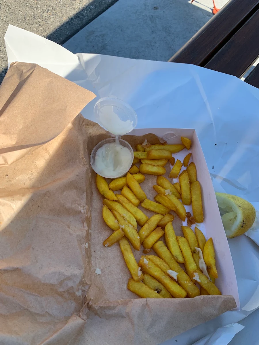 Flake with Minimum Chips, Fish-A-Fare