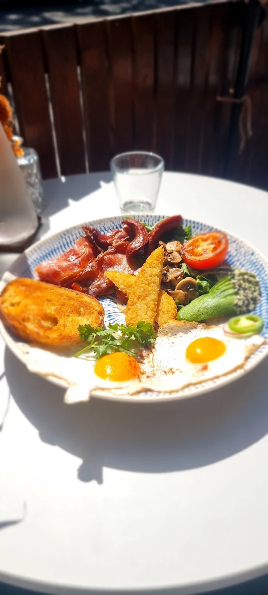 Big Breakfast
