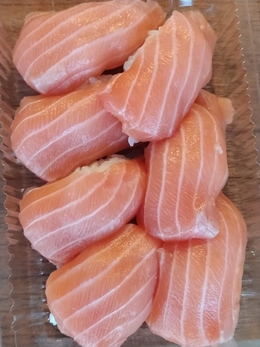 Salmon Nigiri