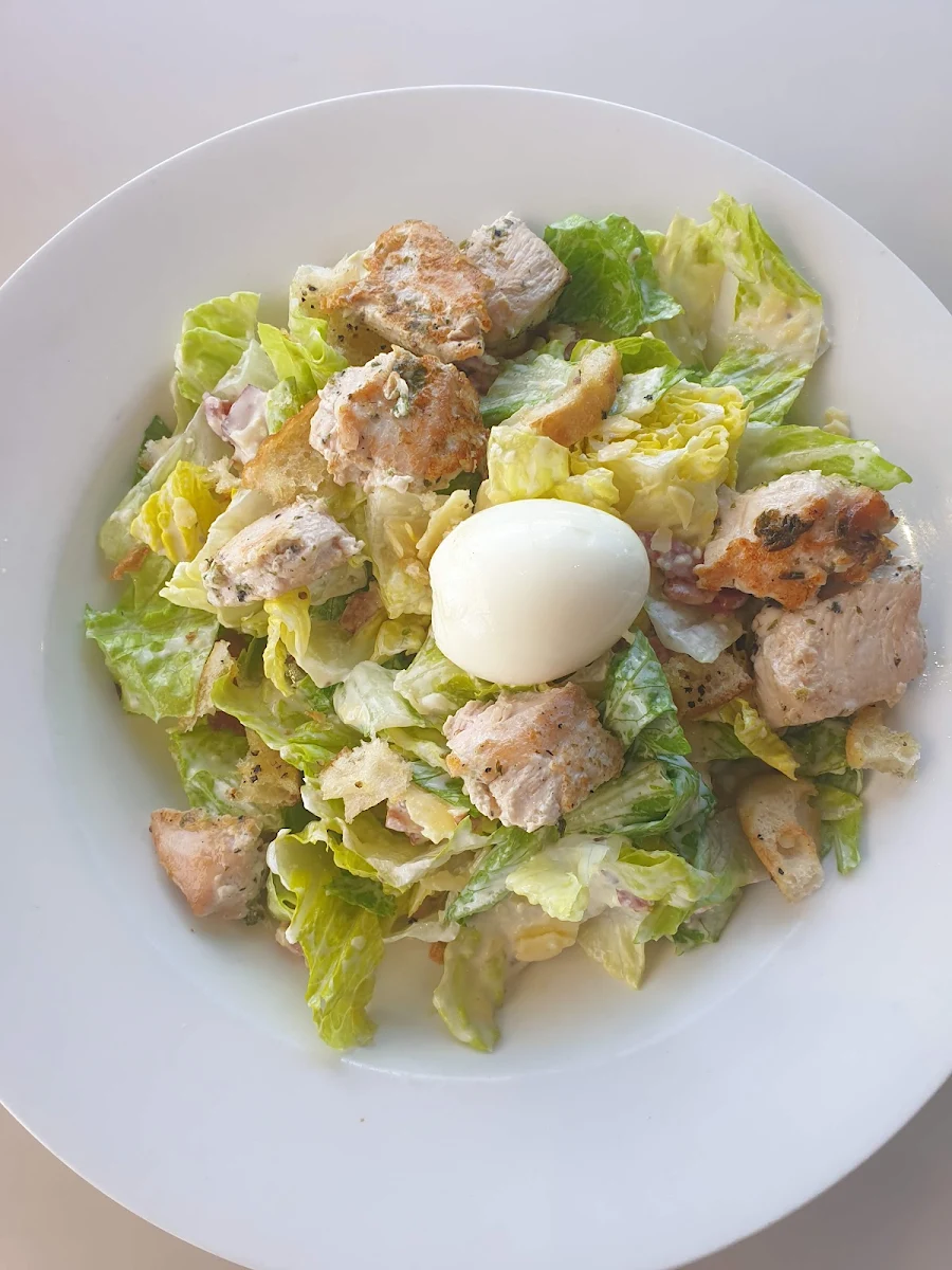 Caesar Salad with Chicken, Pelican Waters Tavern