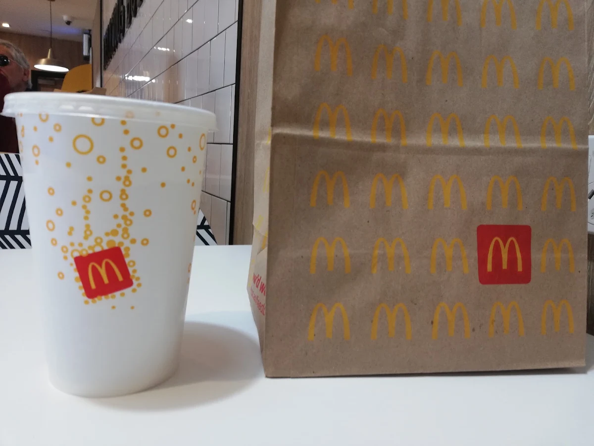 Cheeseburger, McDonald's South Nowra