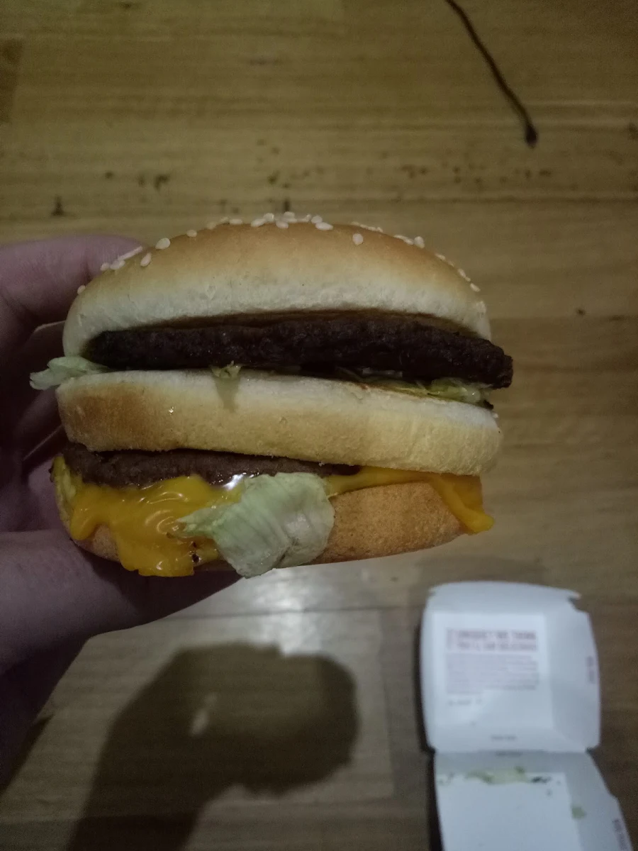Hamburger, McDonald's South Nowra
