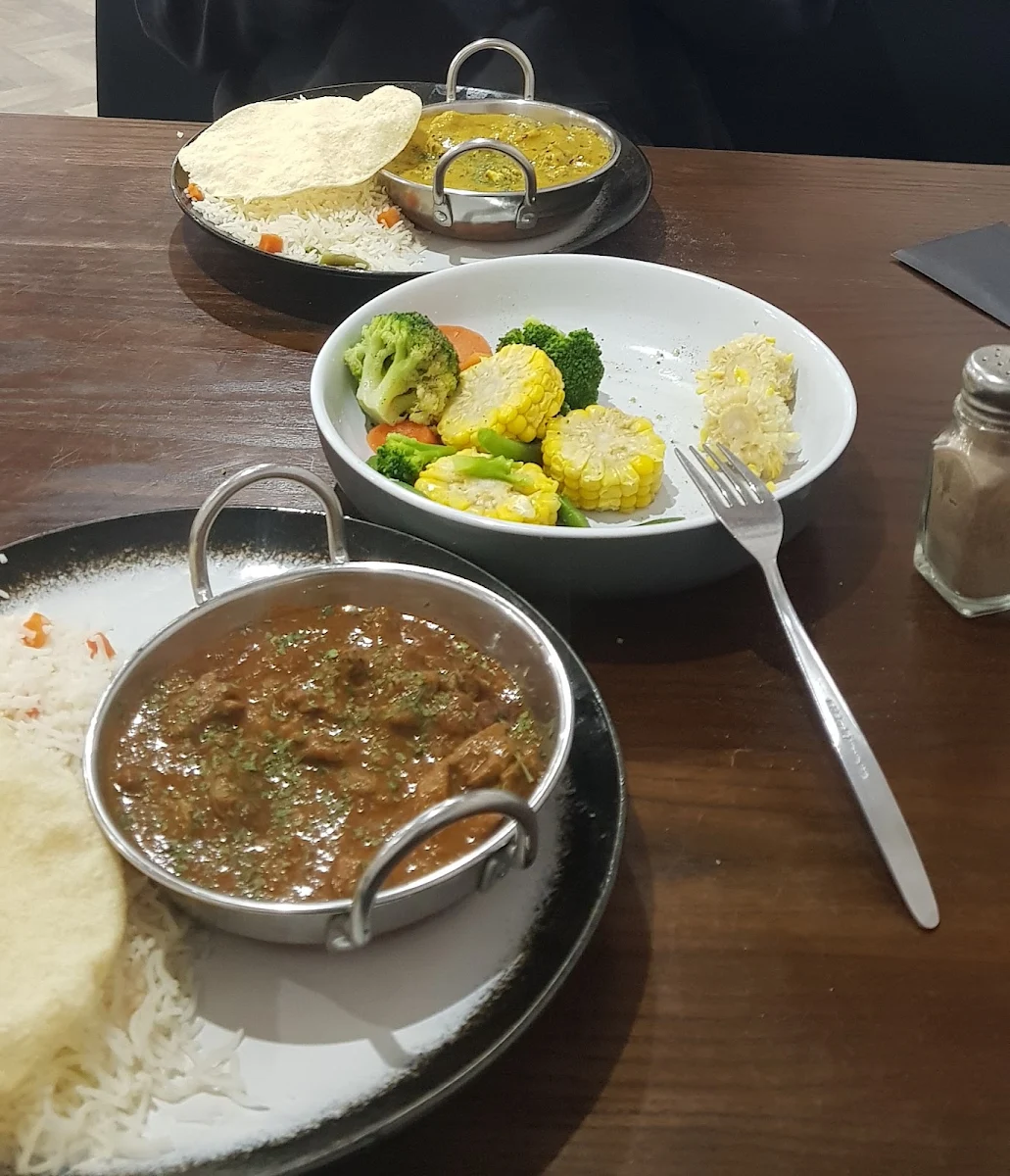 Highlights, Steamtown Dineinn