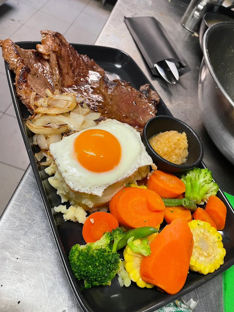 Highlights, Steamtown Dineinn