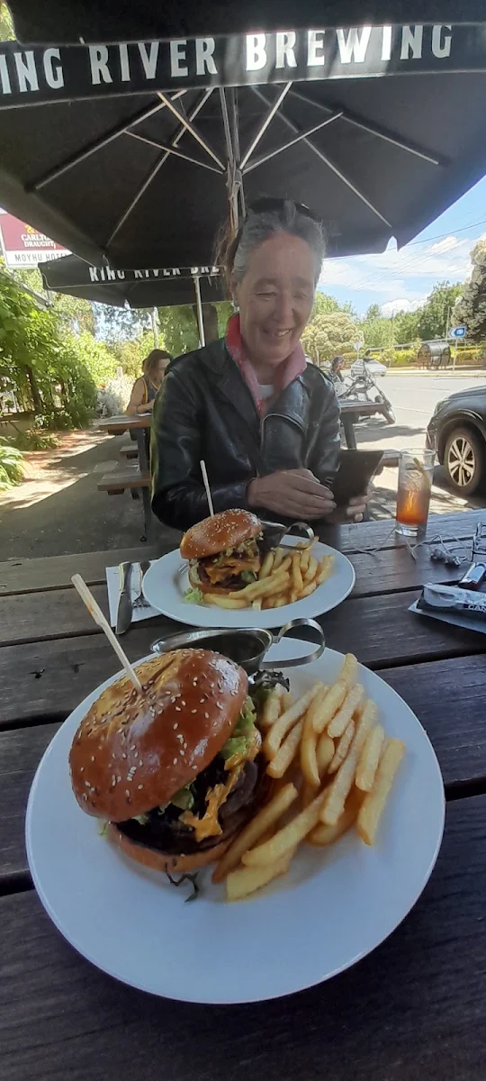 A Morhyu Burger