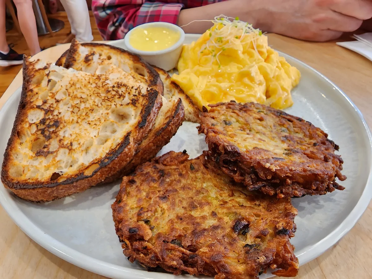Scrambled Eggs with Hash Browns