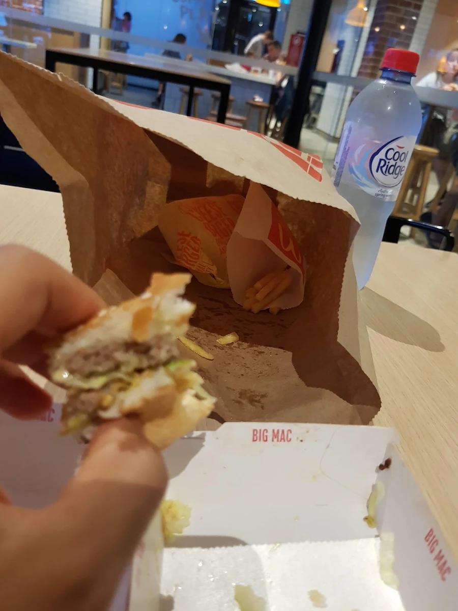 Cheeseburger, McDonald's Heathcote
