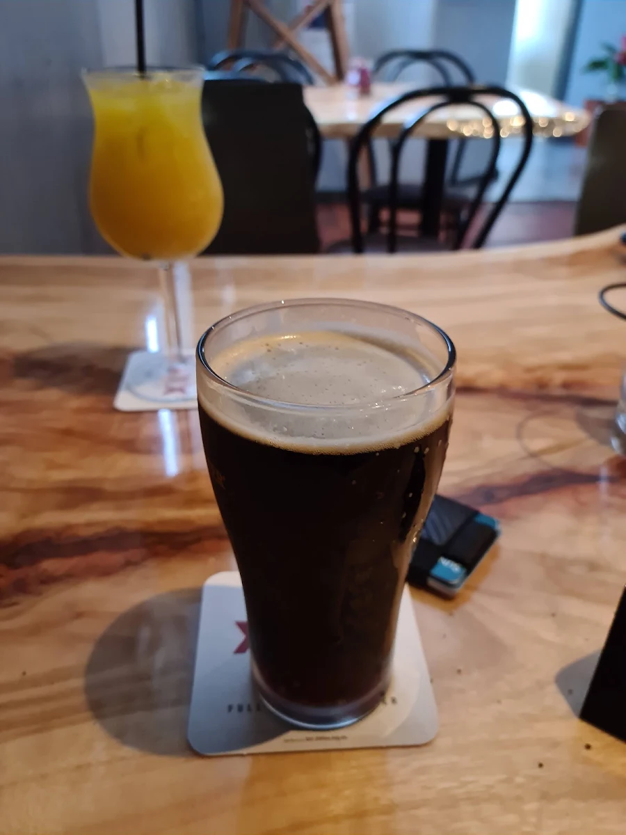 Queenslander Ale, Queenslander Hotel
