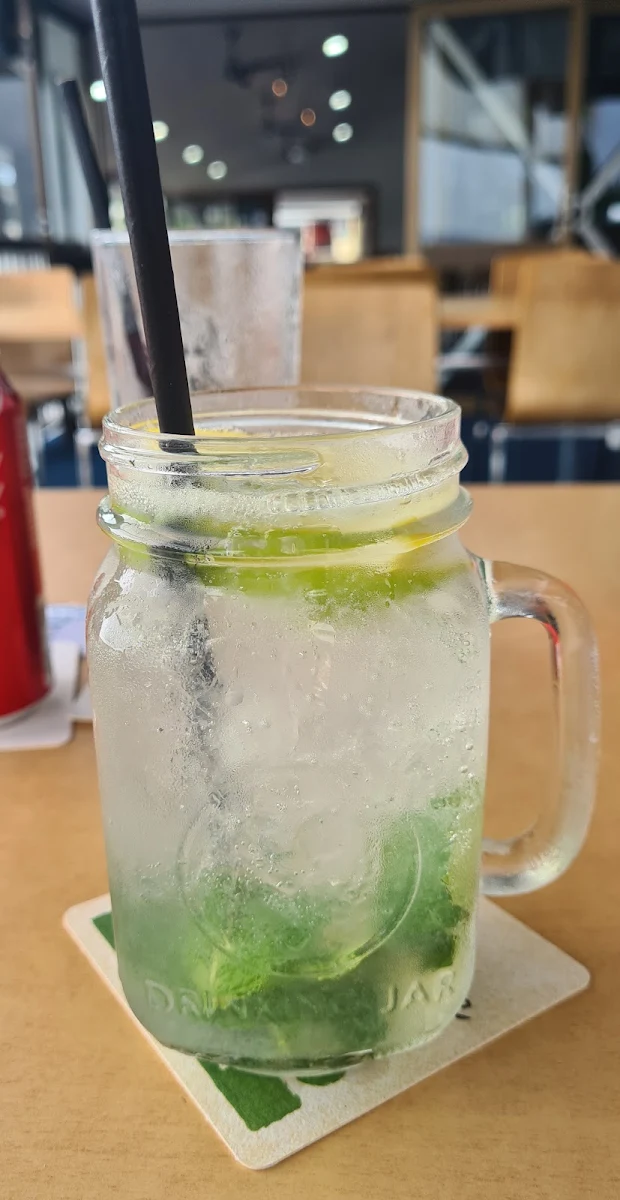 Mojito, Gladstone Yacht Club