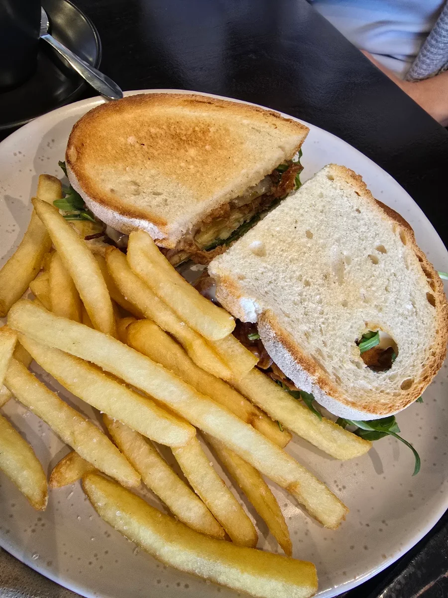 Pulled Pork, Plentiful General Store and Cafe