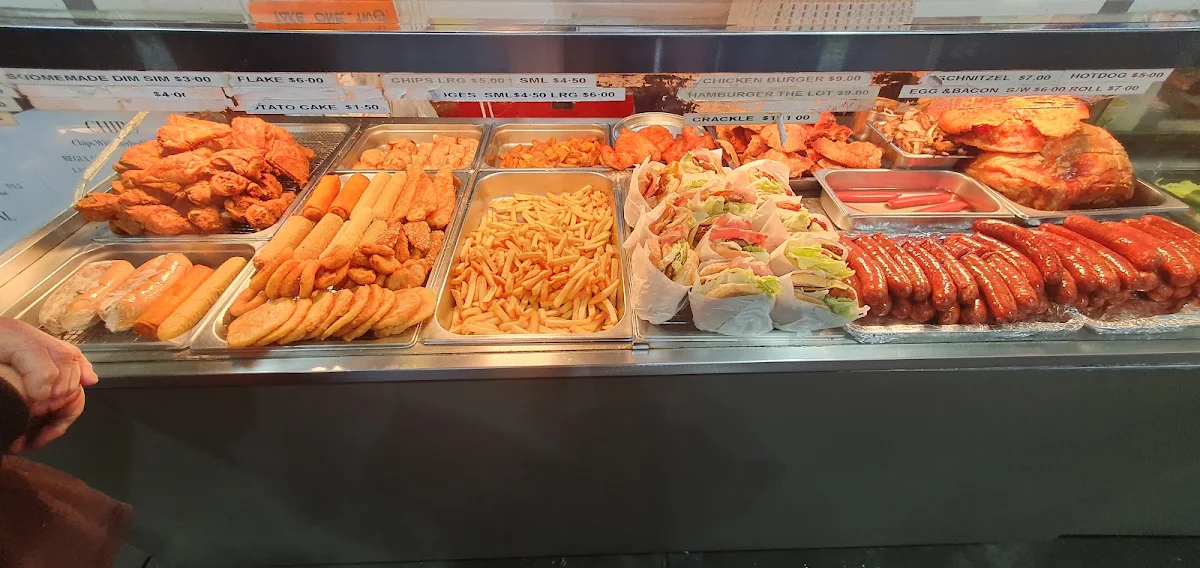 Highlights, Julie's Cafe