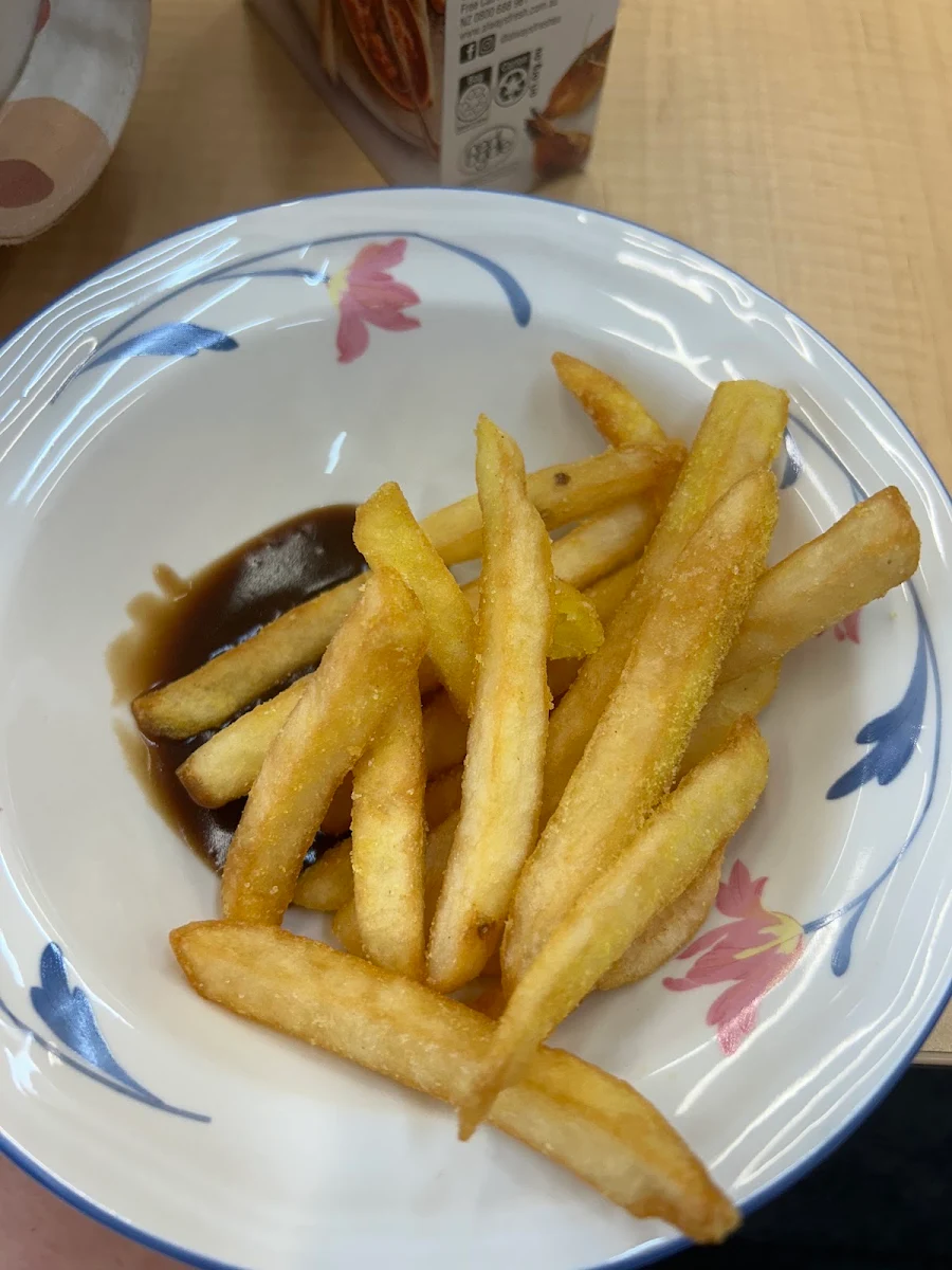 Highlights, Metro Chicken Coffee & Takeaway
