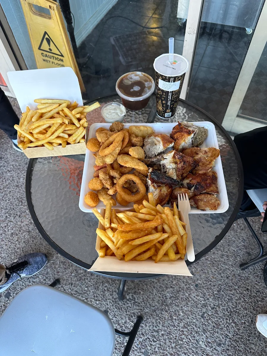 Highlights, Metro Chicken Coffee & Takeaway