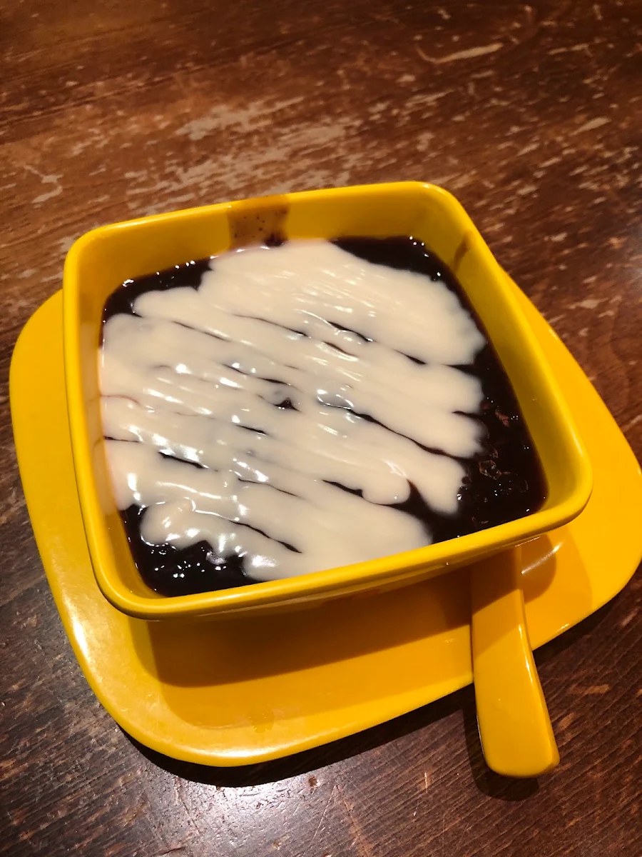 Sago and Coconut Milk with Grass Jelly