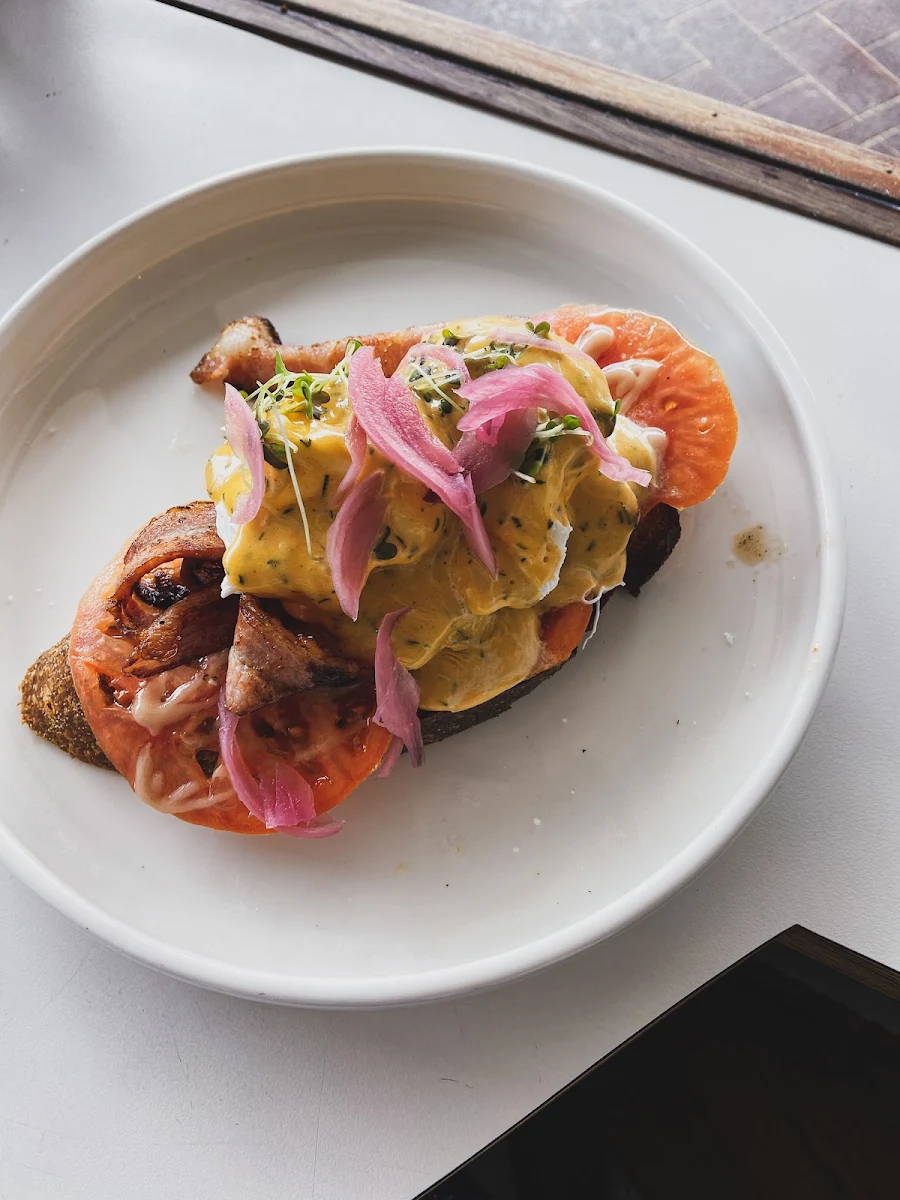 Eggs Benedict