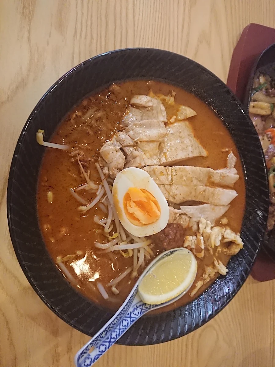 Laksa Chicken Noodle Soup Bowl