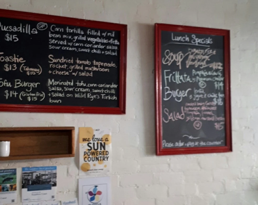Menu, Red Cafe Bega